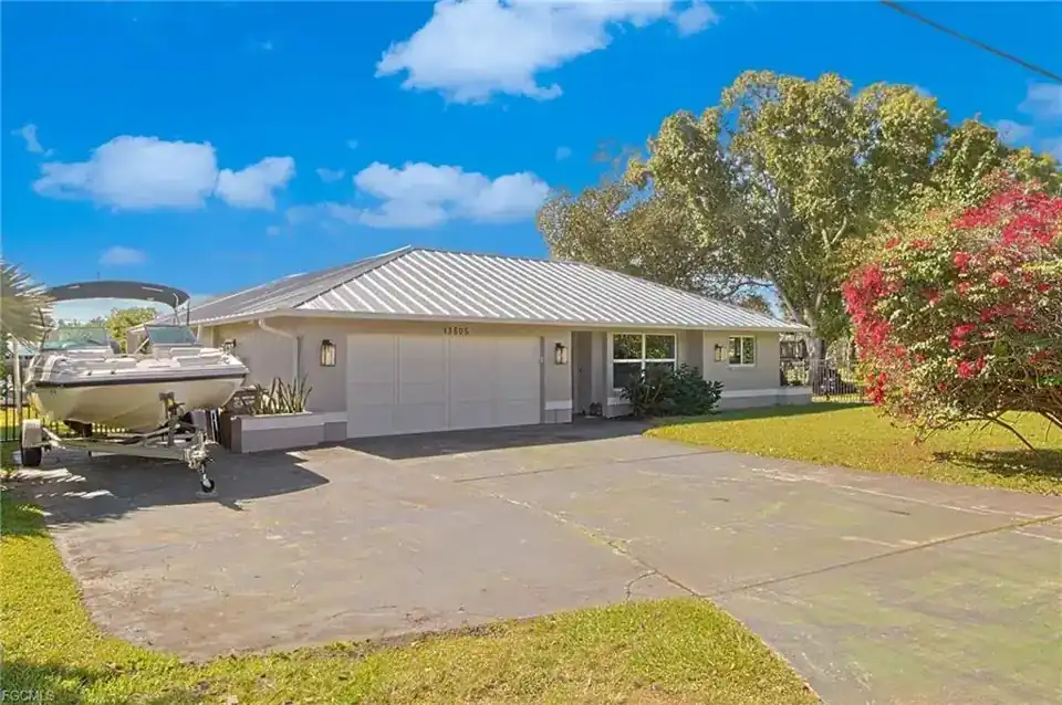 13505 Island Rd, Fort Myers