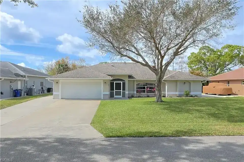 18105 Wells Rd, North Fort Myers