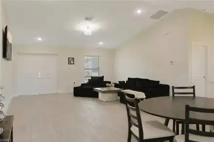 2115 Bahama Ave, Fort Myers, photo 5