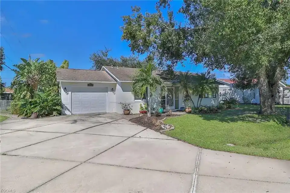 2225 Parker Ave, Fort Myers