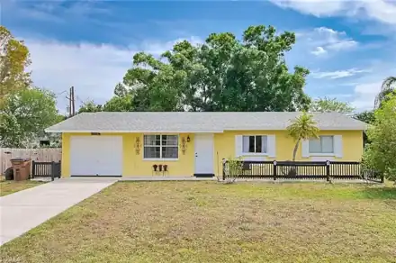 2238 Davis Blvd, Fort Myers