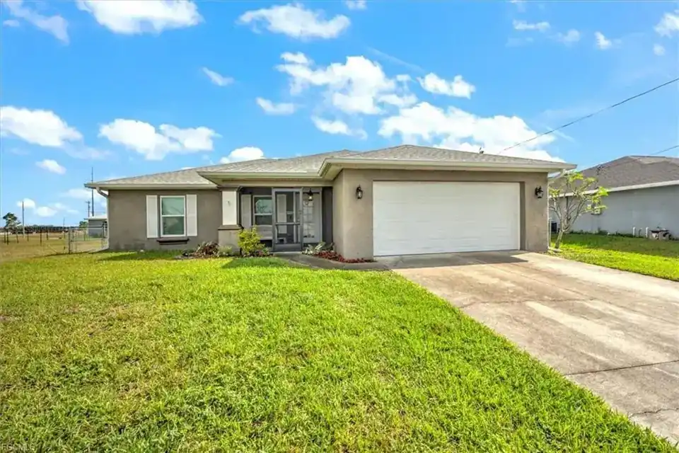 2317 NW 10th Ave, Cape Coral