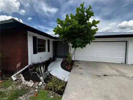 303 Georgia Ave, Fort Myers, photo 2