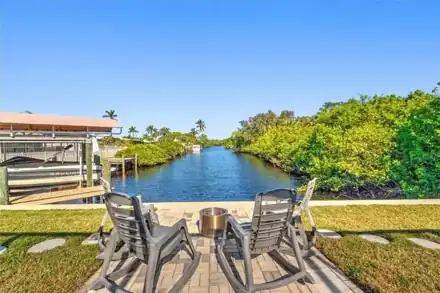349 Coral Dr, Fort Myers