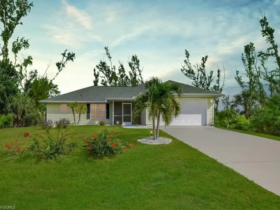 3770 Stabile Rd, St. James City