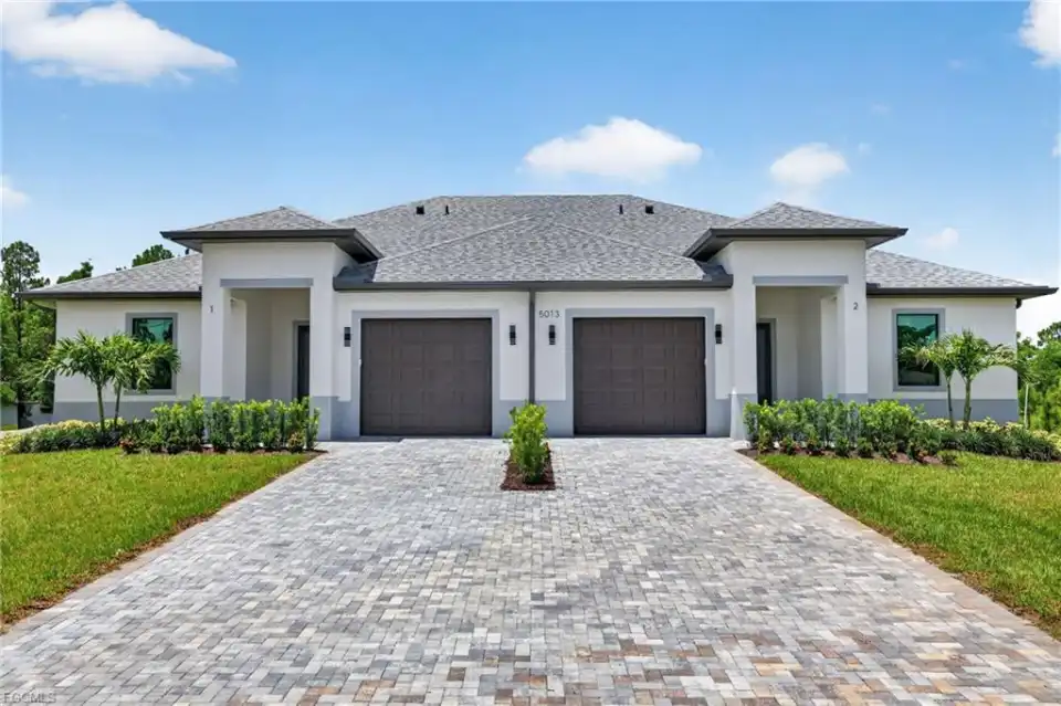 5013-5015 25th St SW, Lehigh Acres