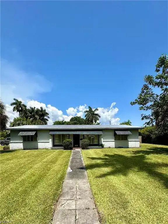 605 Royal Palm Ave, Clewiston