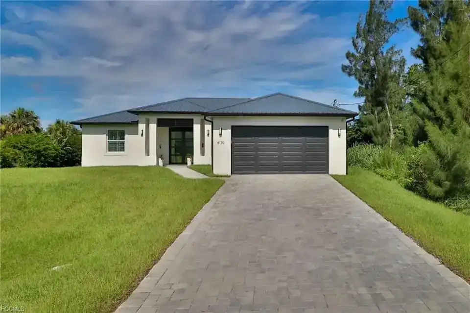 6170 Arbor Ave, Fort Myers
