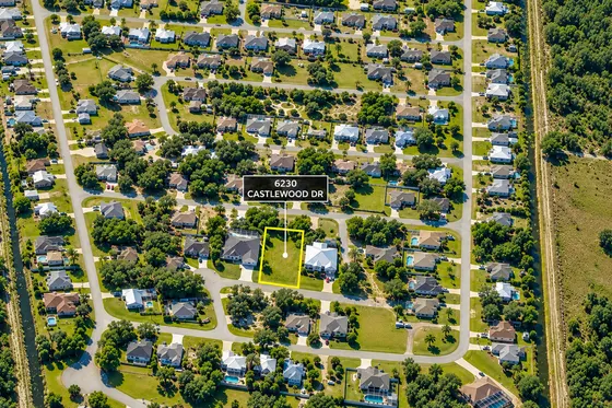 6230 Castlewood Cir, Fort Myers, photo 3